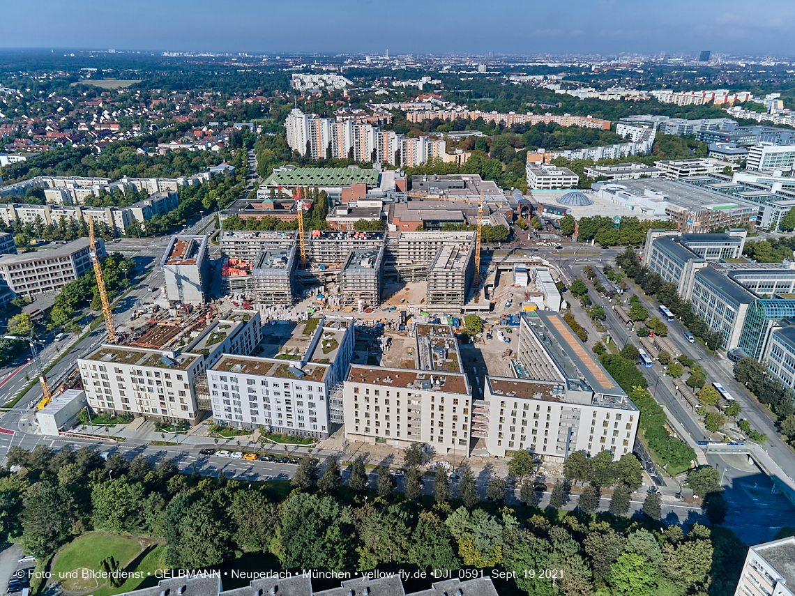19.09.2021 - Perlach Plaza und Umgebung in Neuperlach 